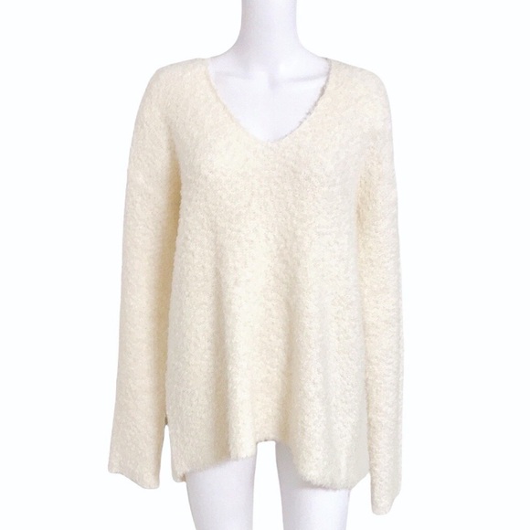 BCBGMAXAZRIA V-Neck Wool Blended Pullover Sweater - Picture 4 of 7